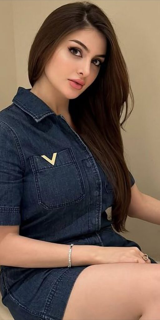 Escorts in Faletti's Hotel Lahore