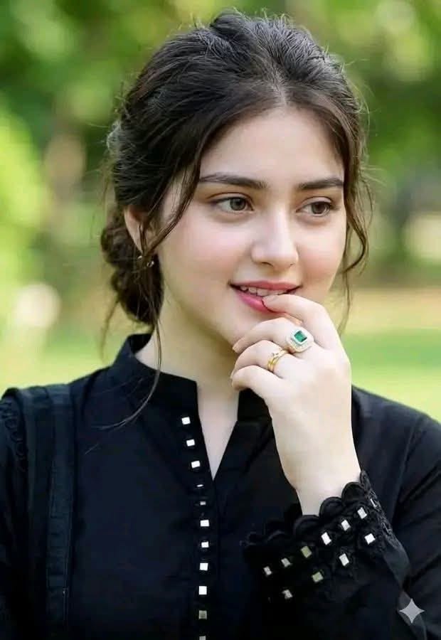 Busty Escorts Lahore (53)